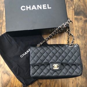 Chanel Medium Double Flap Bag (Caviar)